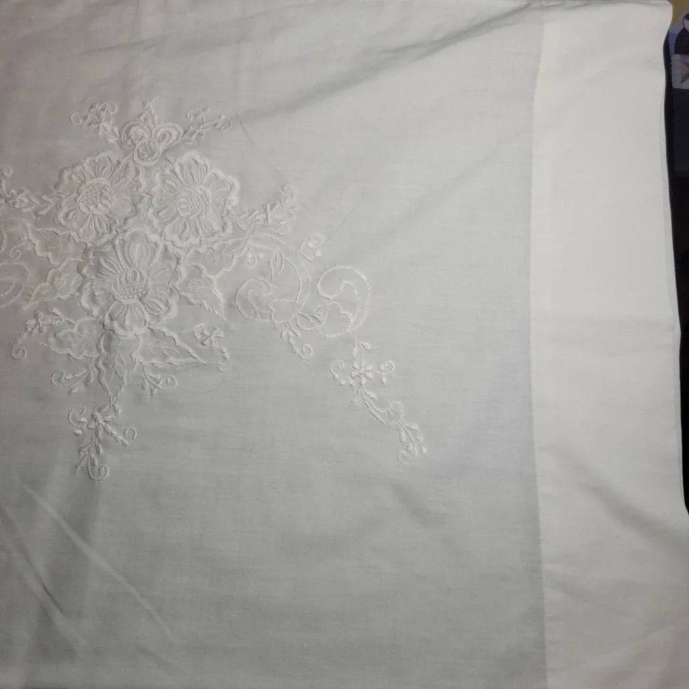 White Embroidered Standard‎ Pillowcase Vintage Floral Cottagecore